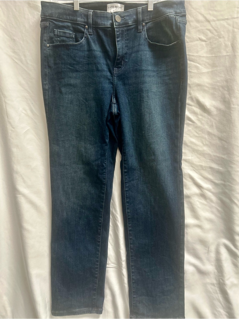 LANE BRYANT MID RISE SIGNATURE FIT STRAIGHT JEANS SIZE 14
